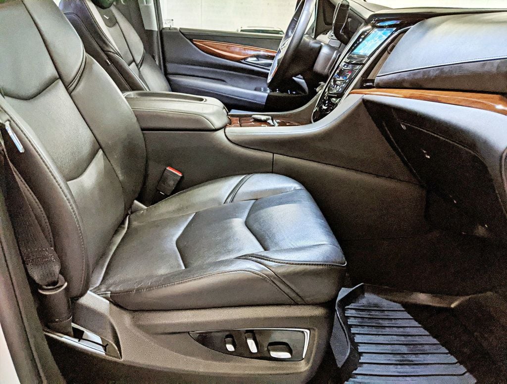 2019 Cadillac Escalade 4WD 4dr Premium Luxury - 22393647 - 51