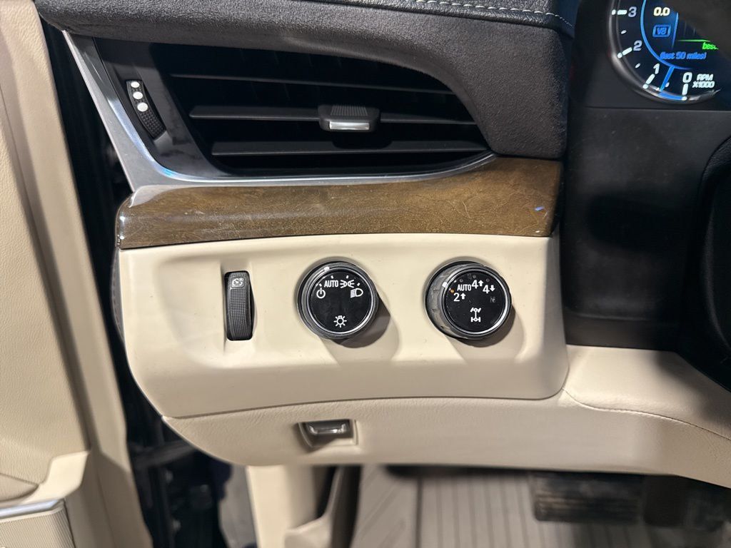 2019 Cadillac Escalade 4WD 4dr Premium Luxury - 22971306 - 13