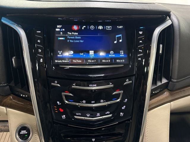2019 Cadillac Escalade 4WD 4dr Premium Luxury - 22971306 - 19