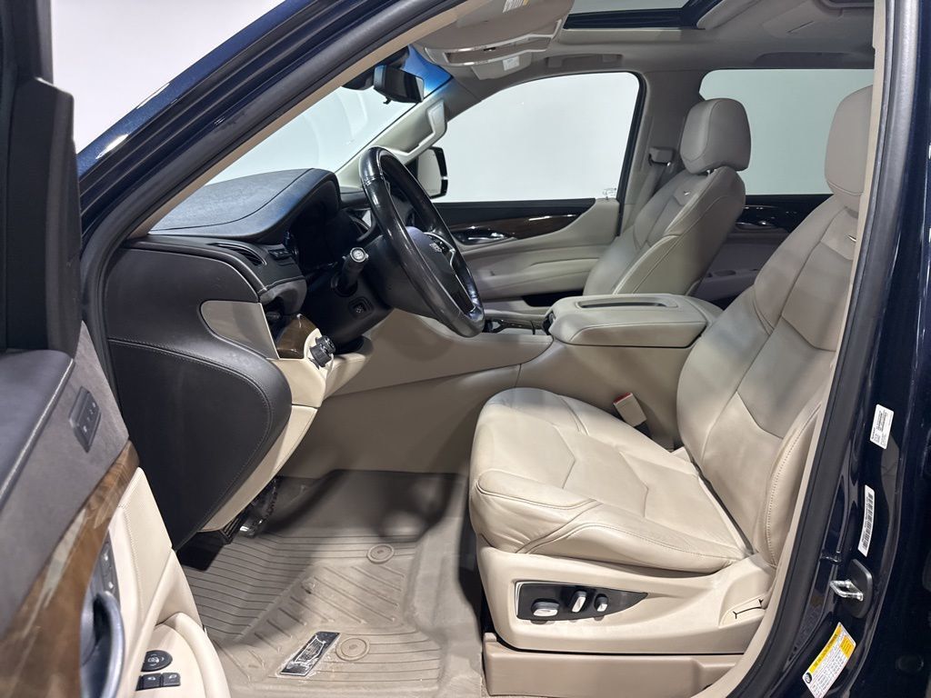 2019 Cadillac Escalade 4WD 4dr Premium Luxury - 22971306 - 31