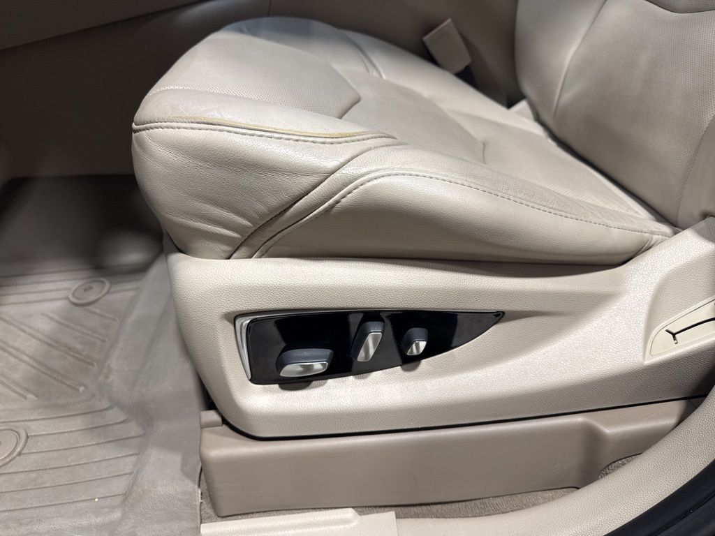 2019 Cadillac Escalade 4WD 4dr Premium Luxury - 22971306 - 34