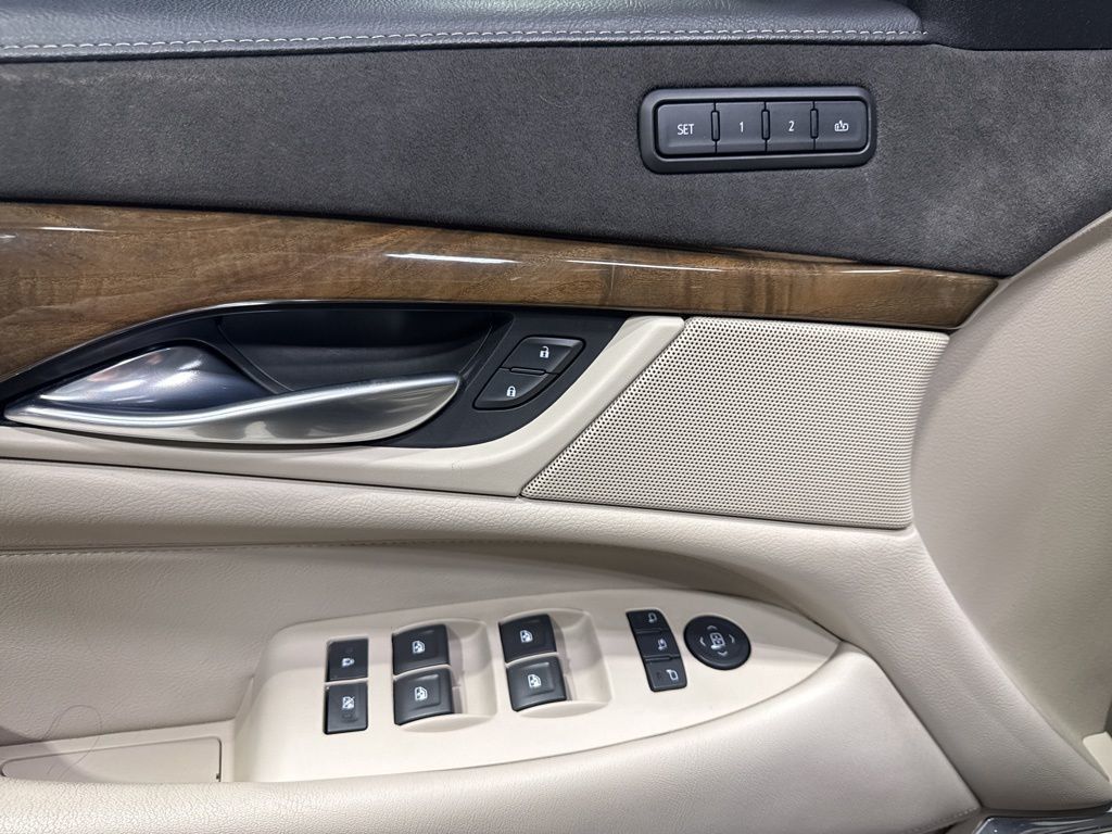 2019 Cadillac Escalade 4WD 4dr Premium Luxury - 22971306 - 38