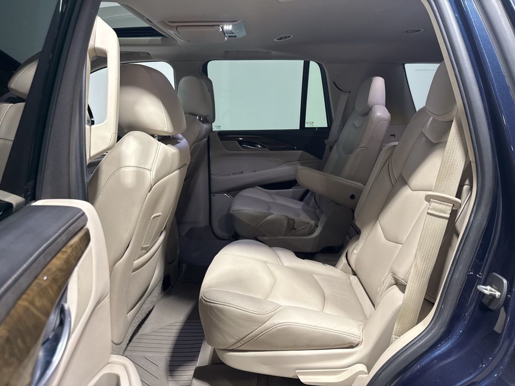 2019 Cadillac Escalade 4WD 4dr Premium Luxury - 22971306 - 40