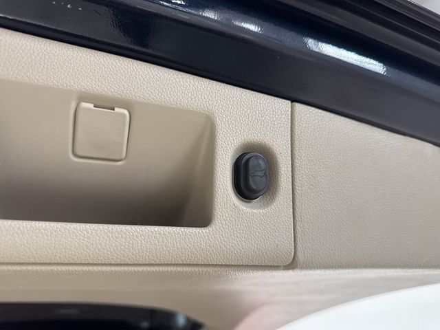 2019 Cadillac Escalade 4WD 4dr Premium Luxury - 22971306 - 49