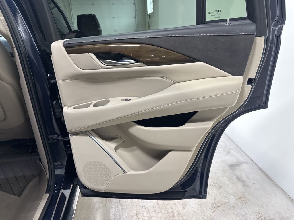 2019 Cadillac Escalade 4WD 4dr Premium Luxury - 22971306 - 54