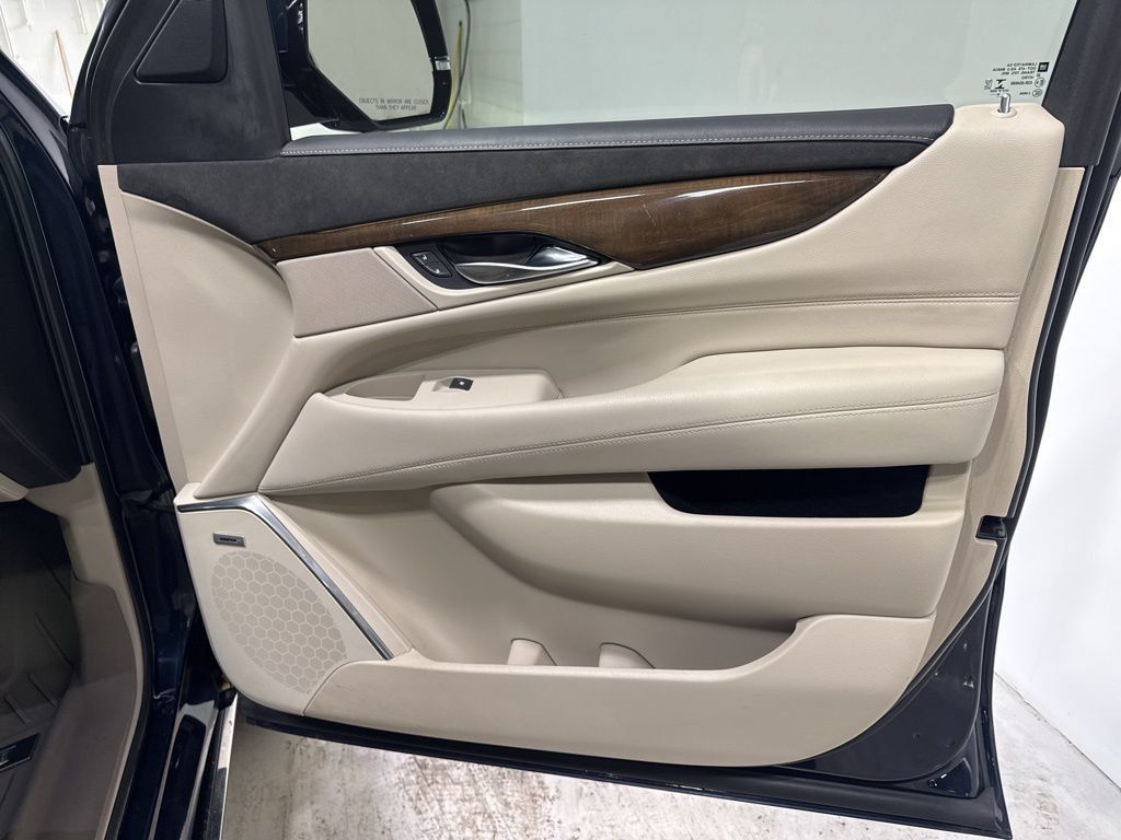 2019 Cadillac Escalade 4WD 4dr Premium Luxury - 22971306 - 59
