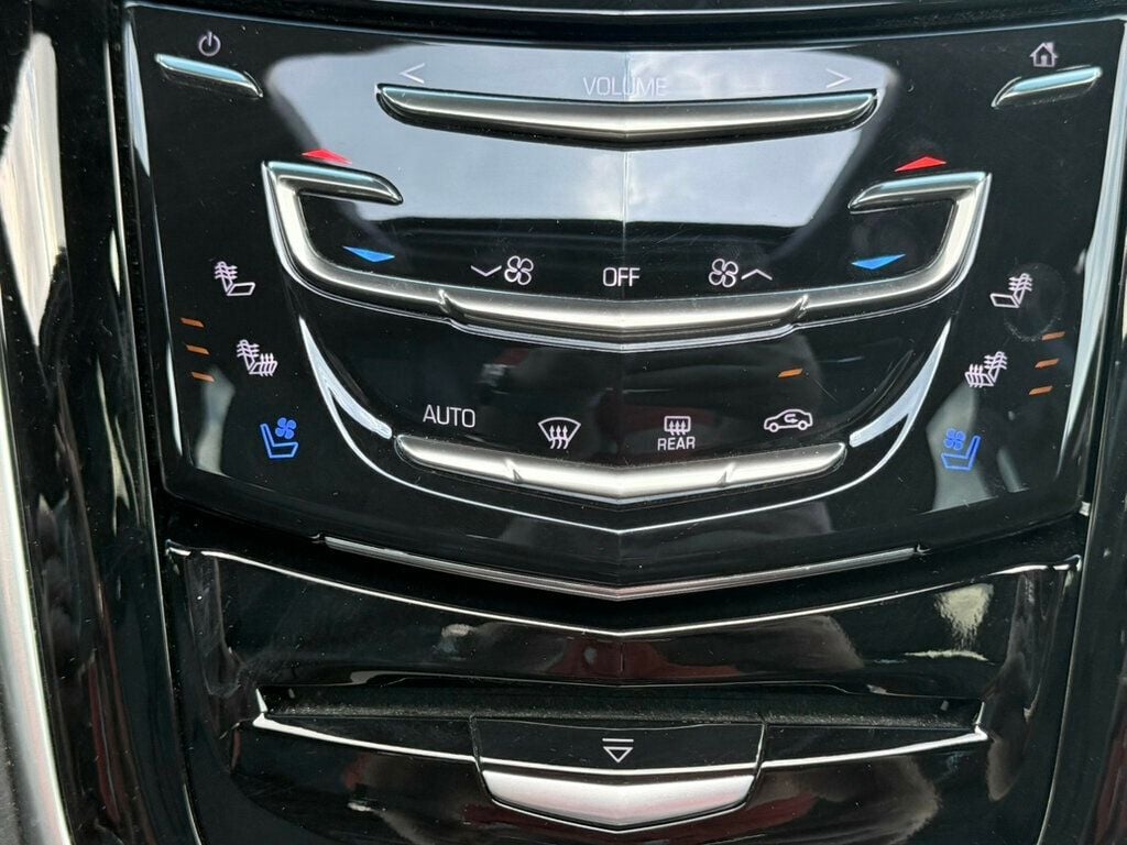 2019 Cadillac Escalade 4WD 4dr Premium Luxury - 22860084 - 30
