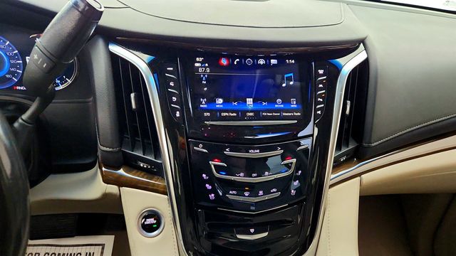 2019 Cadillac Escalade 4WD 4dr Premium Luxury w/ Power Retractable Assist Steps - 23012328 - 17