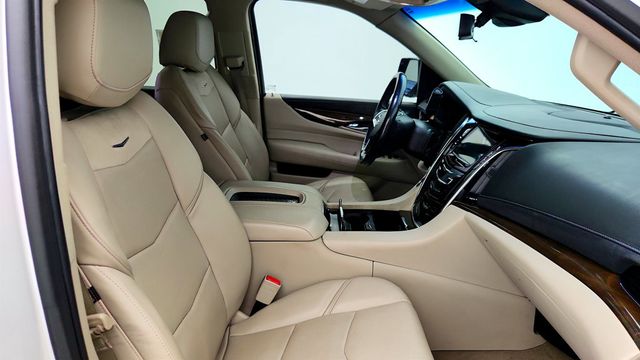 2019 Cadillac Escalade 4WD 4dr Premium Luxury w/ Power Retractable Assist Steps - 23012328 - 24