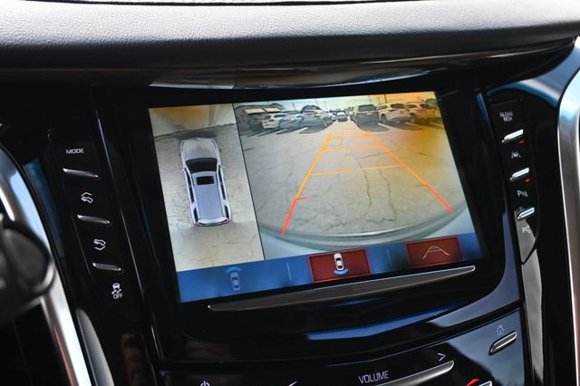 2019 Cadillac Escalade Luxury - 22989341 - 11