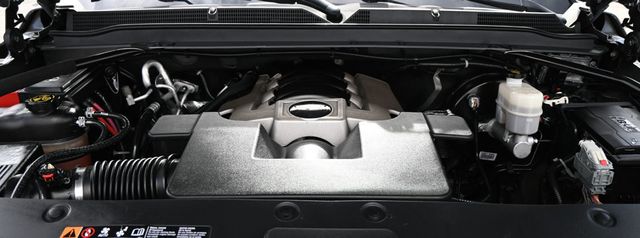 2019 Cadillac Escalade Luxury - 22989341 - 19