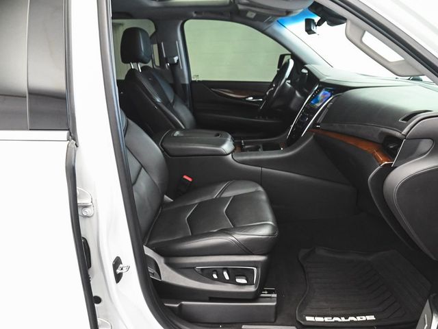 2019 Cadillac Escalade Luxury - 22995615 - 31