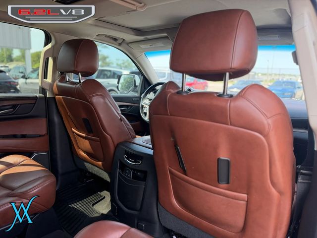 2019 Cadillac Escalade Luxury Sport Utility 4D - 23066952 - 18