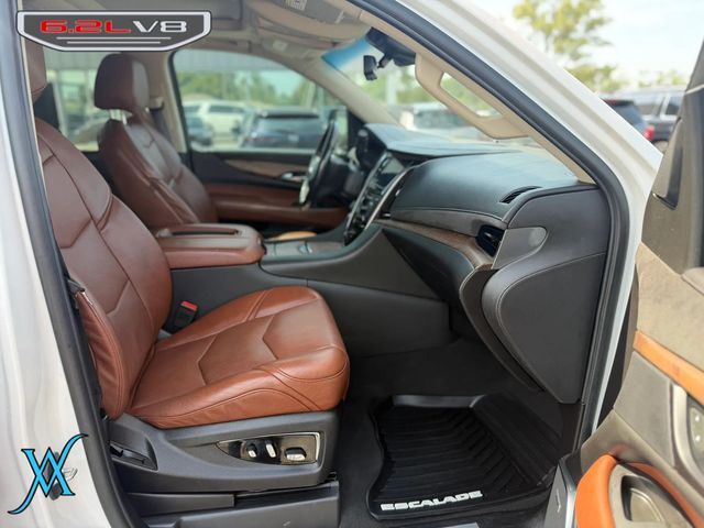 2019 Cadillac Escalade Luxury Sport Utility 4D - 23066952 - 21