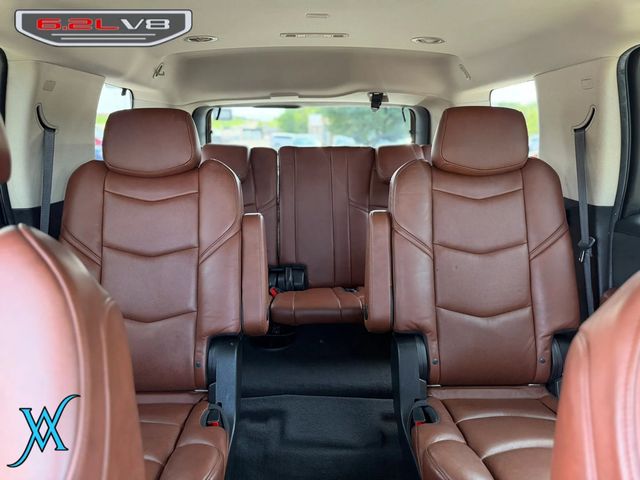 2019 Cadillac Escalade Luxury Sport Utility 4D - 23066952 - 24