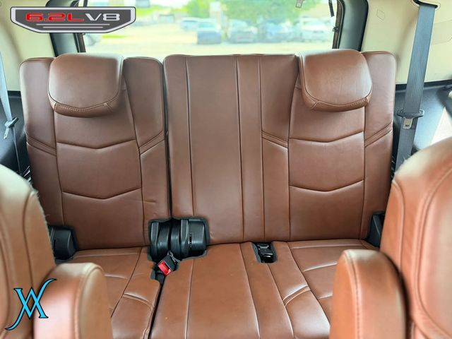 2019 Cadillac Escalade Luxury Sport Utility 4D - 23066952 - 25
