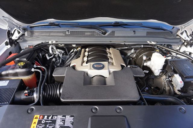 2019 Cadillac Escalade PLATINUM, 4X4, THIRD ROW SEATING, LEATHER SEATS, MOON ROOF - 22984705 - 12