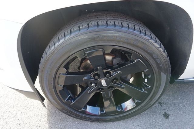 2019 Cadillac Escalade PLATINUM, 4X4, THIRD ROW SEATING, LEATHER SEATS, MOON ROOF - 22984705 - 14