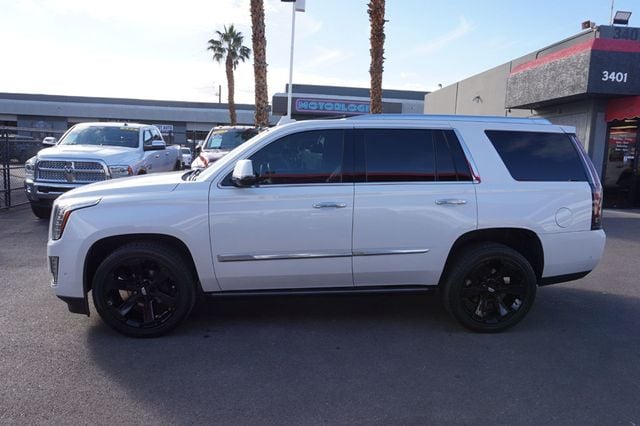 2019 Cadillac Escalade PLATINUM, 4X4, THIRD ROW SEATING, LEATHER SEATS, MOON ROOF - 22984705 - 2