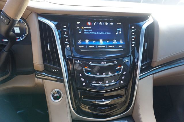 2019 Cadillac Escalade PLATINUM, 4X4, THIRD ROW SEATING, LEATHER SEATS, MOON ROOF - 22984705 - 33