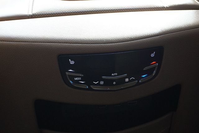 2019 Cadillac Escalade PLATINUM, 4X4, THIRD ROW SEATING, LEATHER SEATS, MOON ROOF - 22984705 - 43