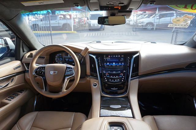 2019 Cadillac Escalade PLATINUM, 4X4, THIRD ROW SEATING, LEATHER SEATS, MOON ROOF - 22984705 - 45