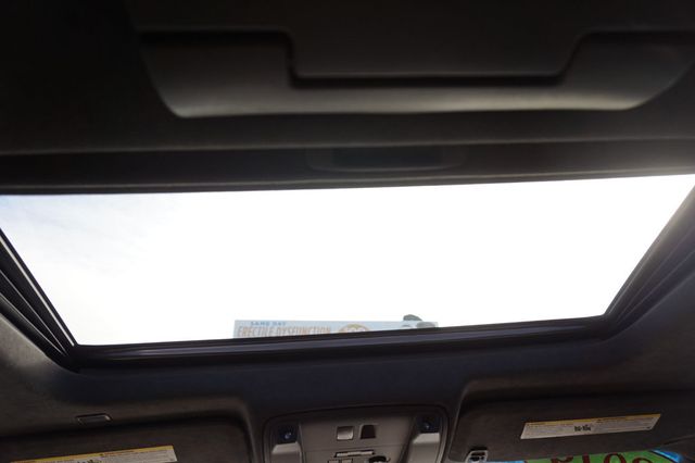 2019 Cadillac Escalade PLATINUM, 4X4, THIRD ROW SEATING, LEATHER SEATS, MOON ROOF - 22984705 - 47