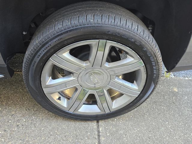 2019 Cadillac Escalade ESV 2WD 4dr Luxury - 23094461 - 38