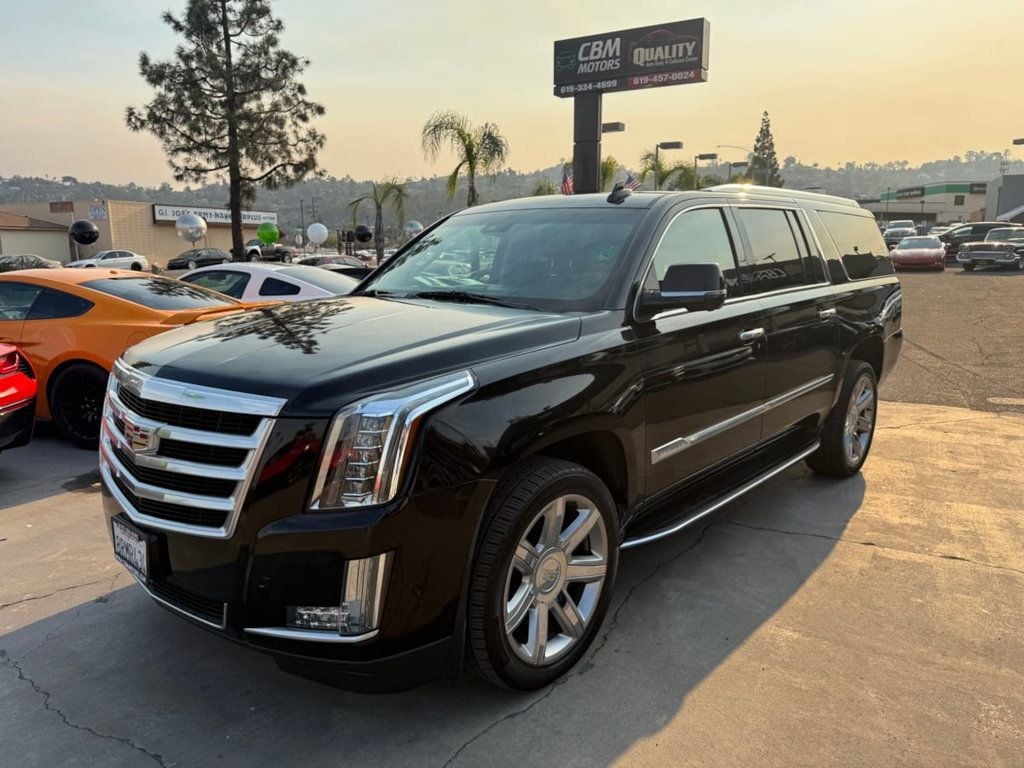 2019 Cadillac Escalade ESV 2WD 4dr Luxury - 22758497 - 4