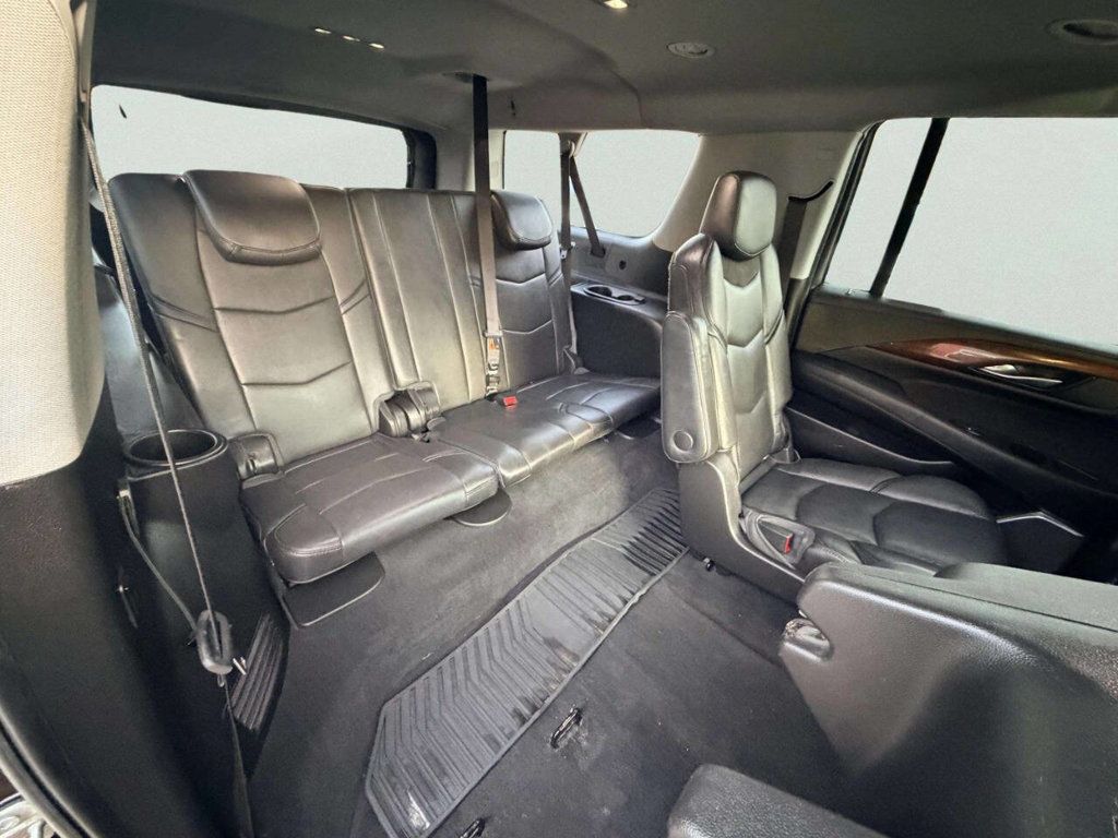 2019 Cadillac Escalade ESV 4WD 4dr Luxury - 23010041 - 26