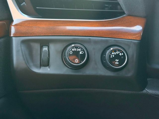 2019 Cadillac Escalade ESV 4WD 4dr Luxury - 23010041 - 37