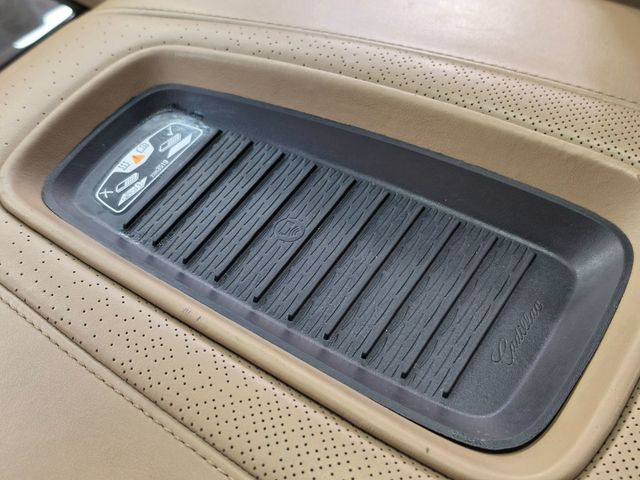 2019 Cadillac Escalade ESV 4WD 4dr Platinum - 23053315 - 38