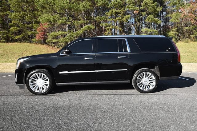 2019 Cadillac Escalade ESV Platinum photo 2