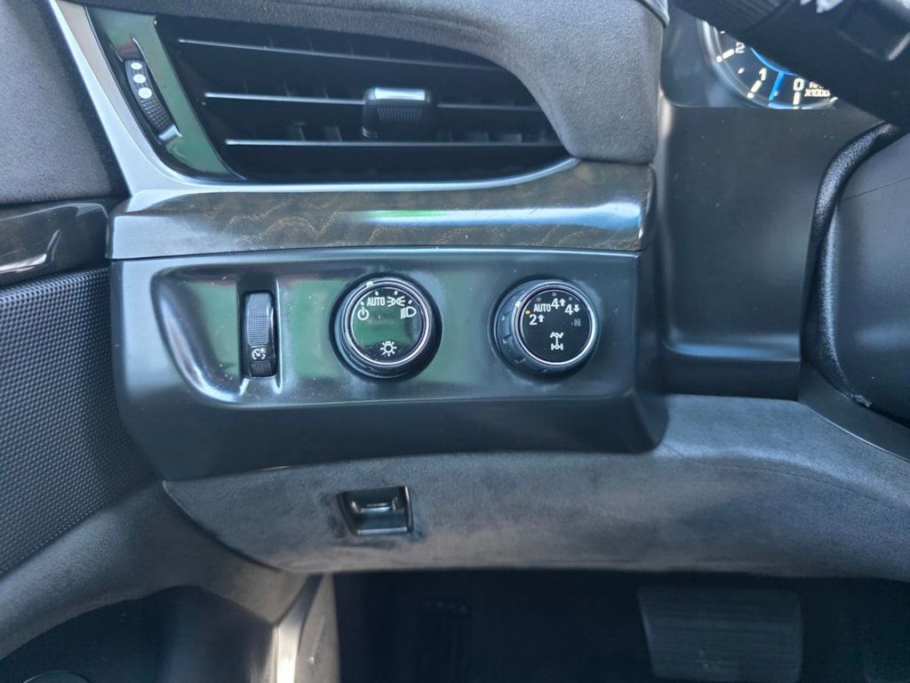 2019 Cadillac Escalade ESV 4WD 4dr Platinum - 22974401 - 16