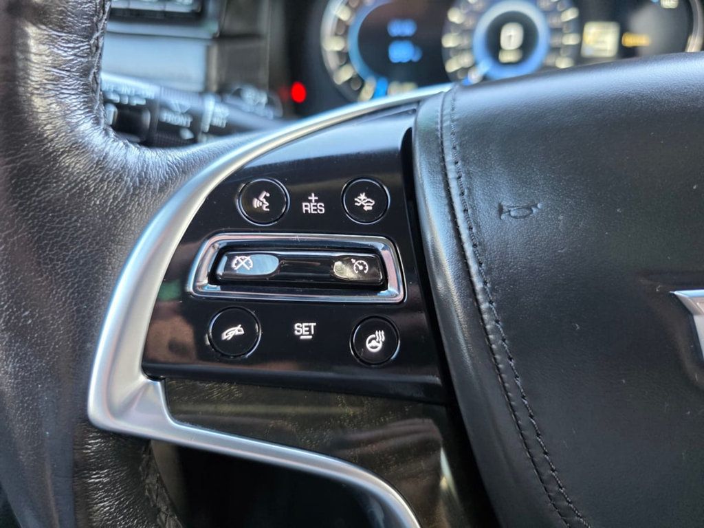 2019 Cadillac Escalade ESV 4WD 4dr Platinum - 22974401 - 17