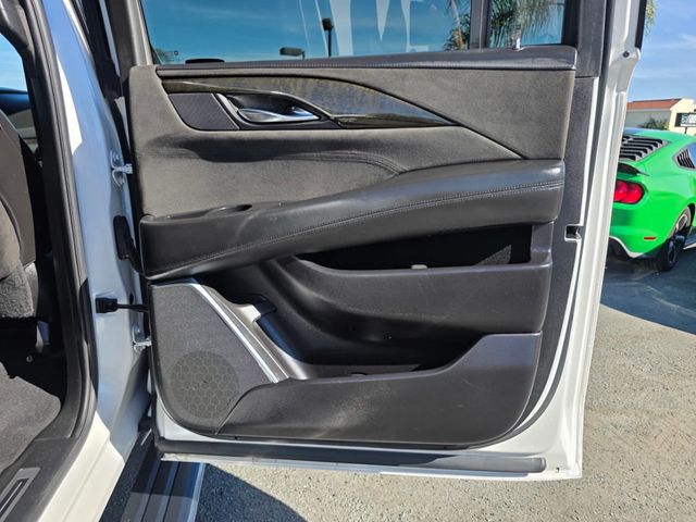 2019 Cadillac Escalade ESV 4WD 4dr Platinum - 22974401 - 29