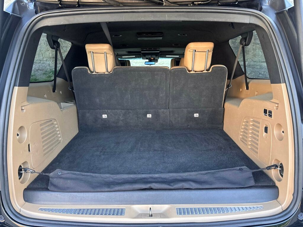 2019 Cadillac Escalade ESV 4WD 4dr Platinum - 23062390 - 45