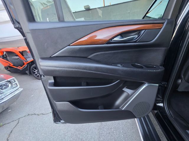 2019 Cadillac Escalade ESV 4WD 4dr Premium Luxury - 22951924 - 25
