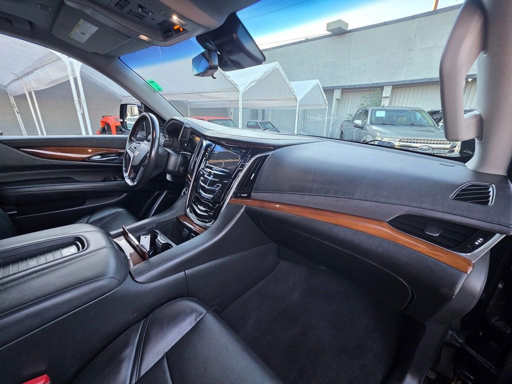 2019 Cadillac Escalade ESV 4WD 4dr Premium Luxury - 22951924 - 31