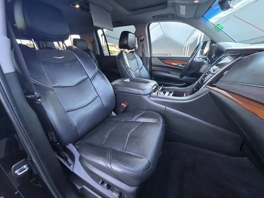 2019 Cadillac Escalade ESV 4WD 4dr Premium Luxury - 22951924 - 32
