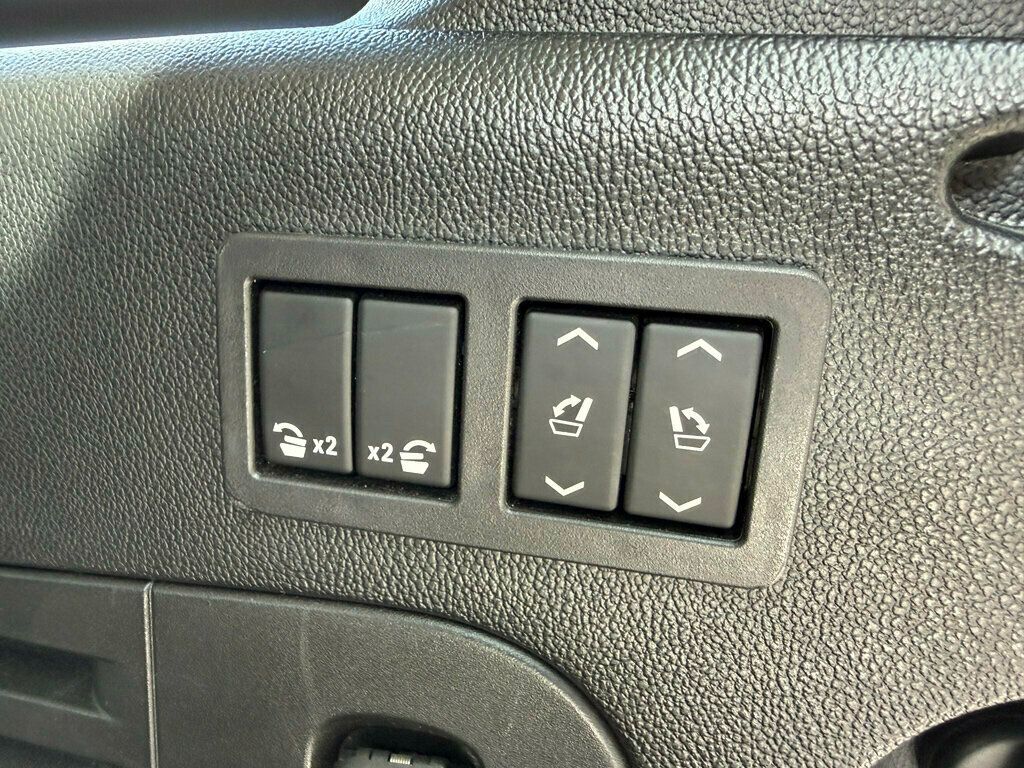 2019 Cadillac Escalade ESV 4WD 4dr Premium Luxury - 23042184 - 25