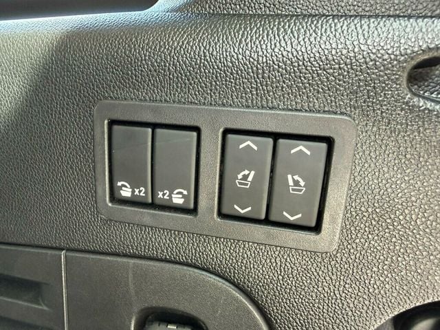 2019 Cadillac Escalade ESV 4WD 4dr Premium Luxury - 23042184 - 25