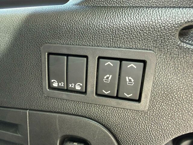 2019 Cadillac Escalade ESV VERY LOW MILES Loaded 4x4 DVDs 3rd Row CLEAN 615-300-6004 - 23042184 - 25