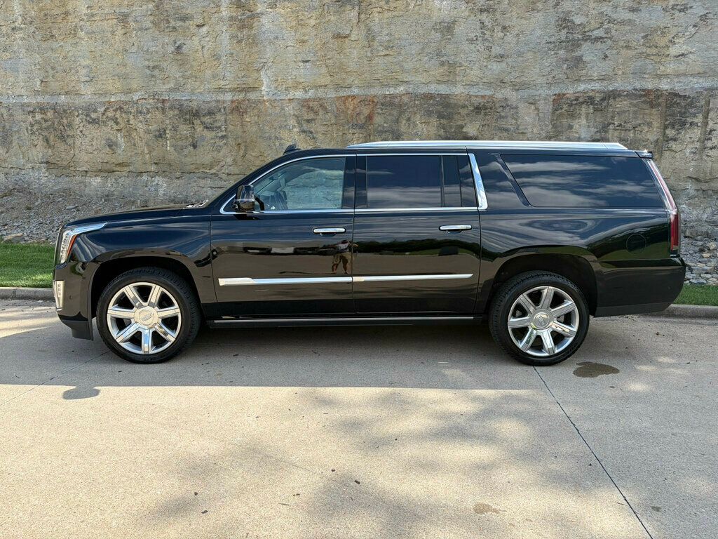 2019 Cadillac Escalade ESV VERY LOW MILES Loaded 4x4 DVDs 3rd Row CLEAN 615-300-6004 - 23042184 - 2