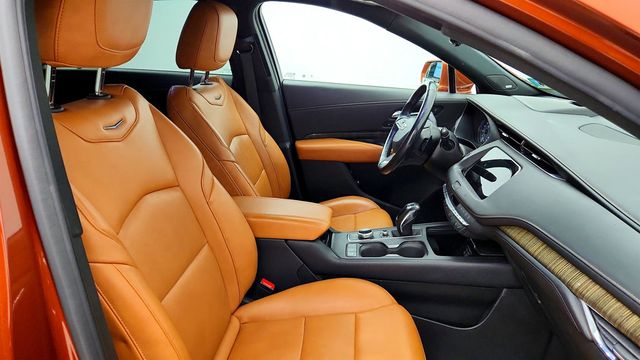 2019 Cadillac XT4 4dr Premium Luxury w/ Comfort & Technology Preferred Package - 23031123 - 24