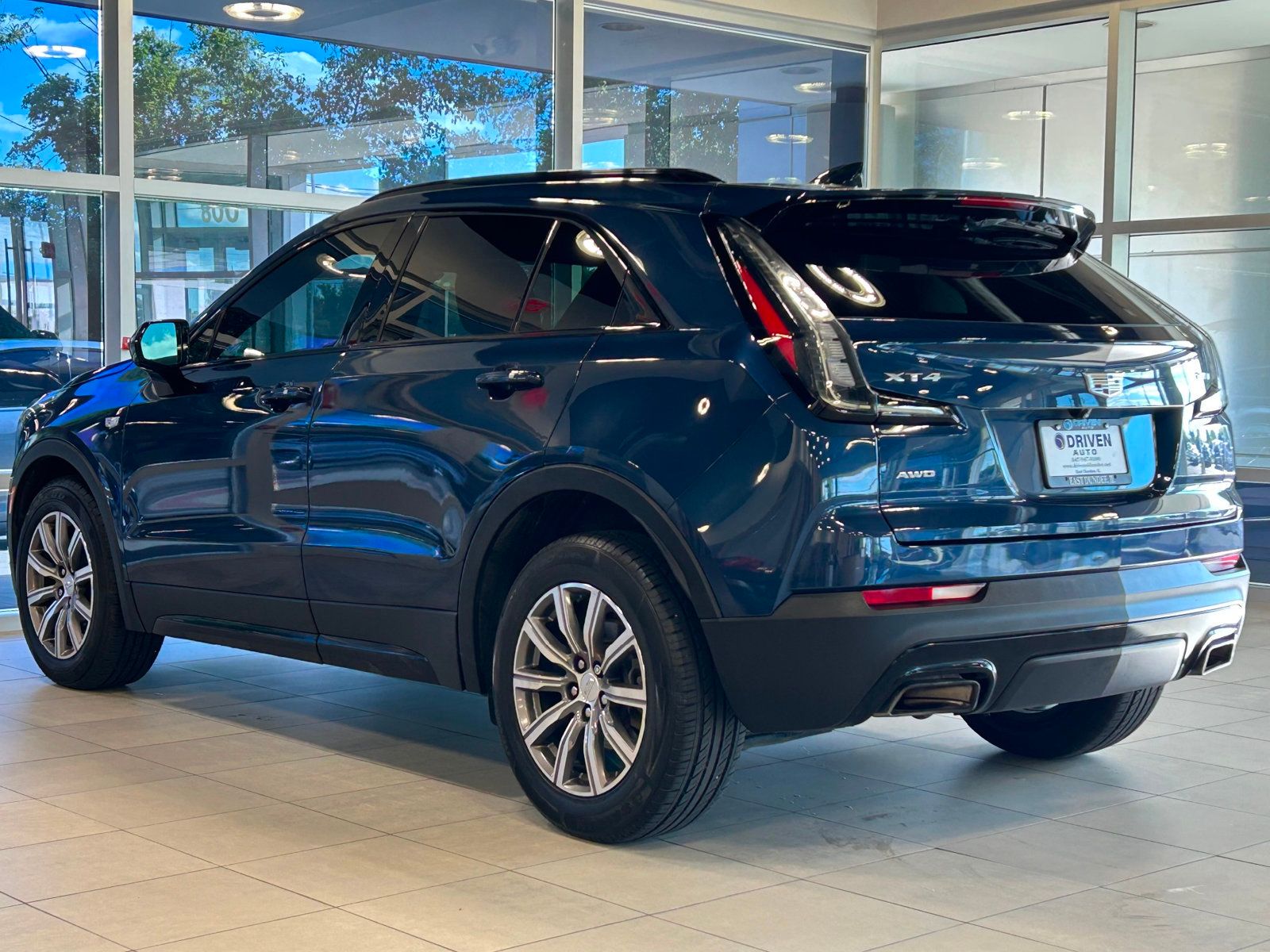 2019 Cadillac XT4 Sport photo 12