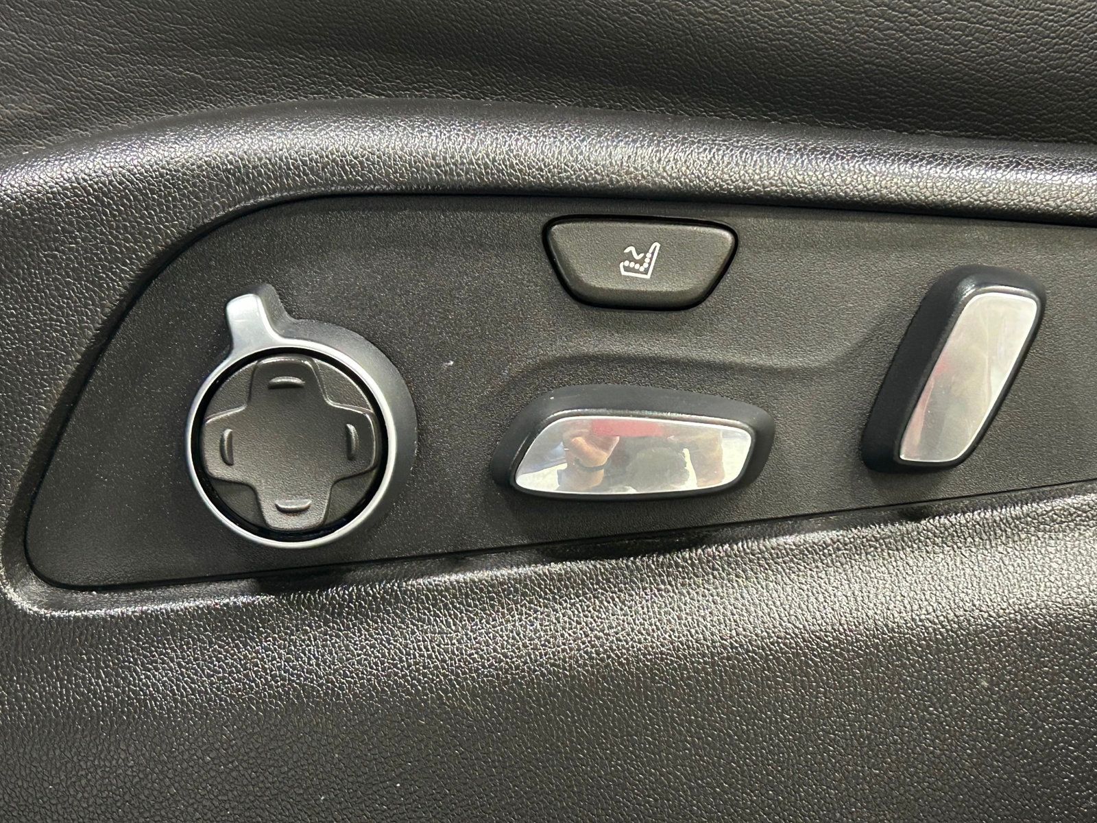 2019 Cadillac XT4 Sport photo 18