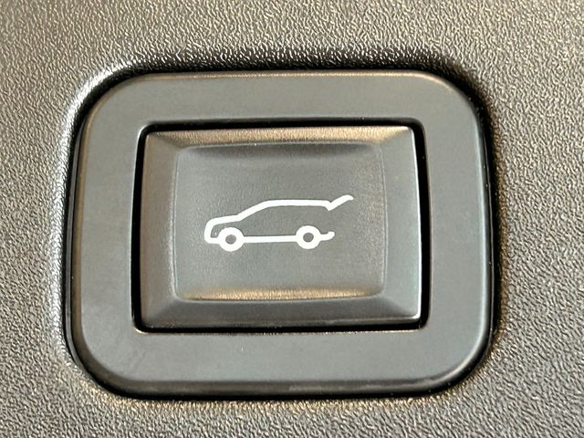 2019 Cadillac XT4 AWD 4dr Sport - 22903388 - 35