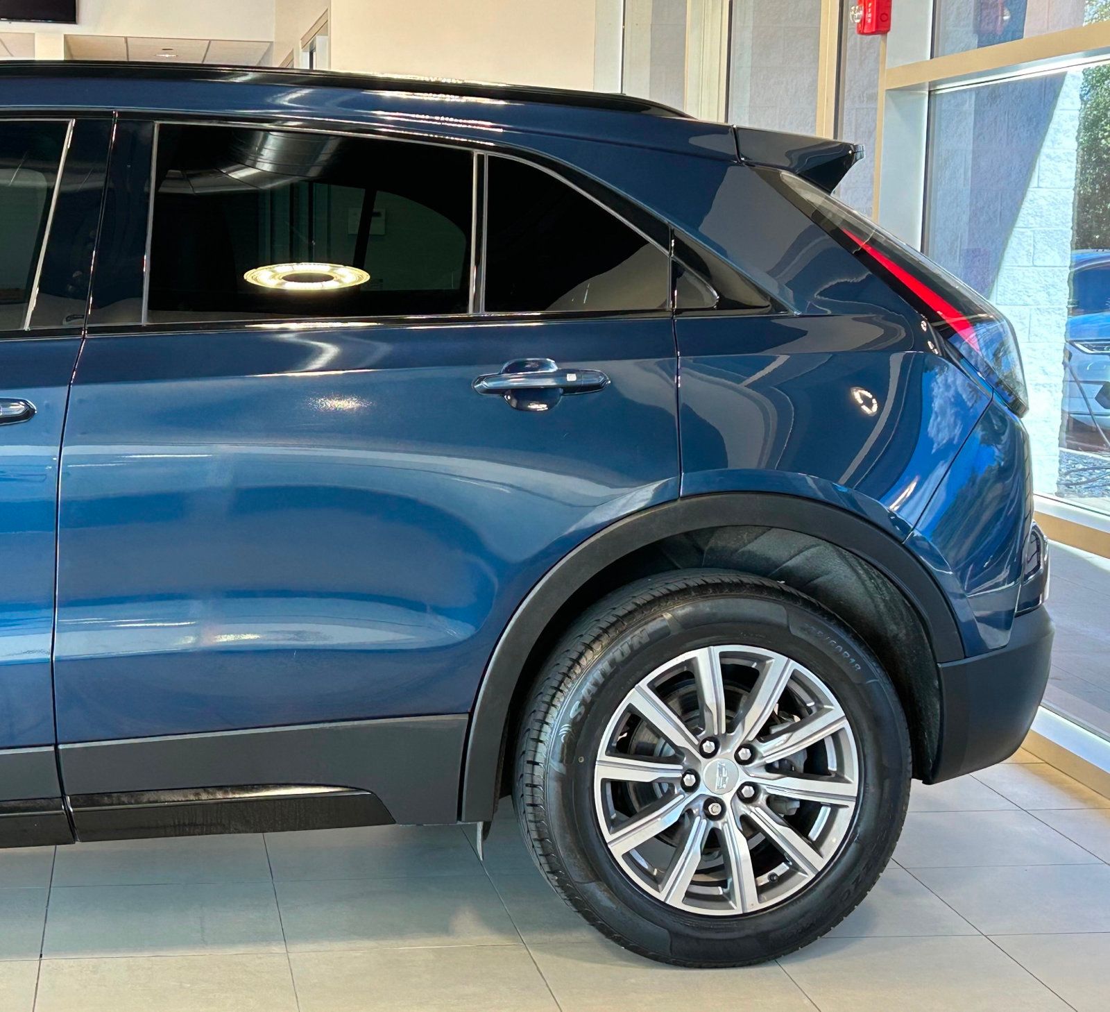 2019 Cadillac XT4 Sport photo 7