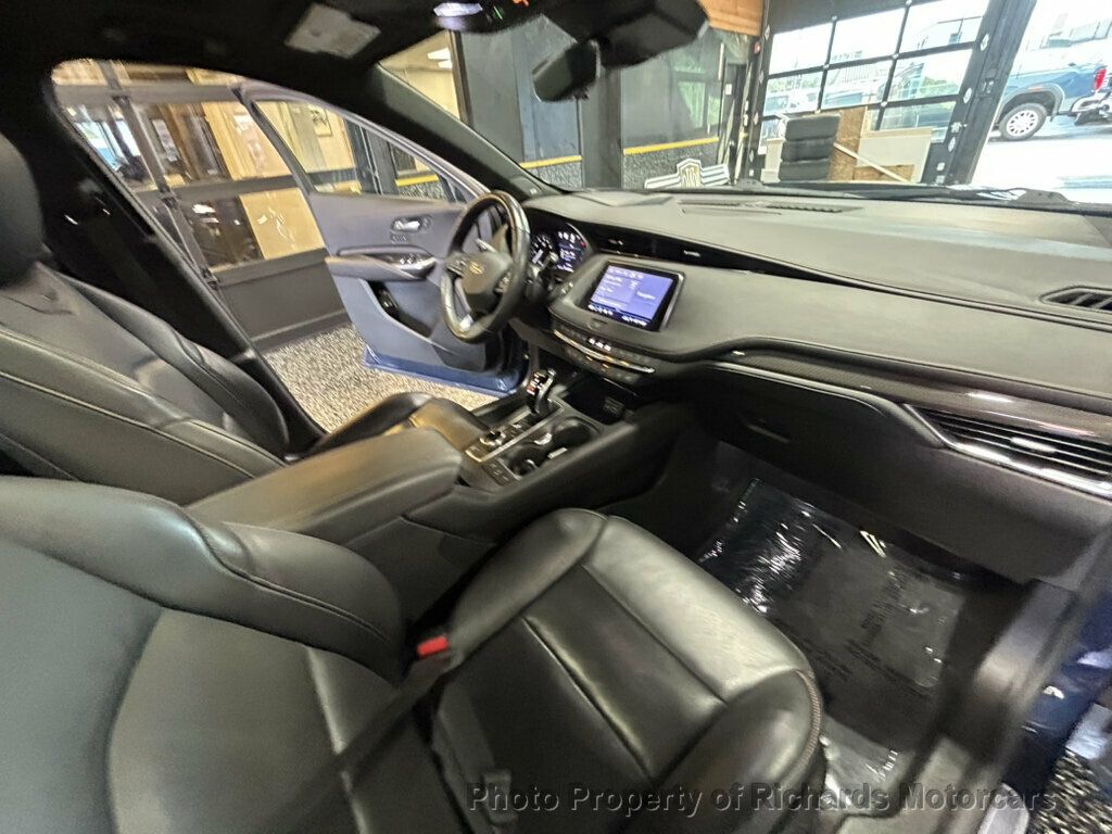 2019 Cadillac XT4 AWD 4dr Sport - 23046936 - 23